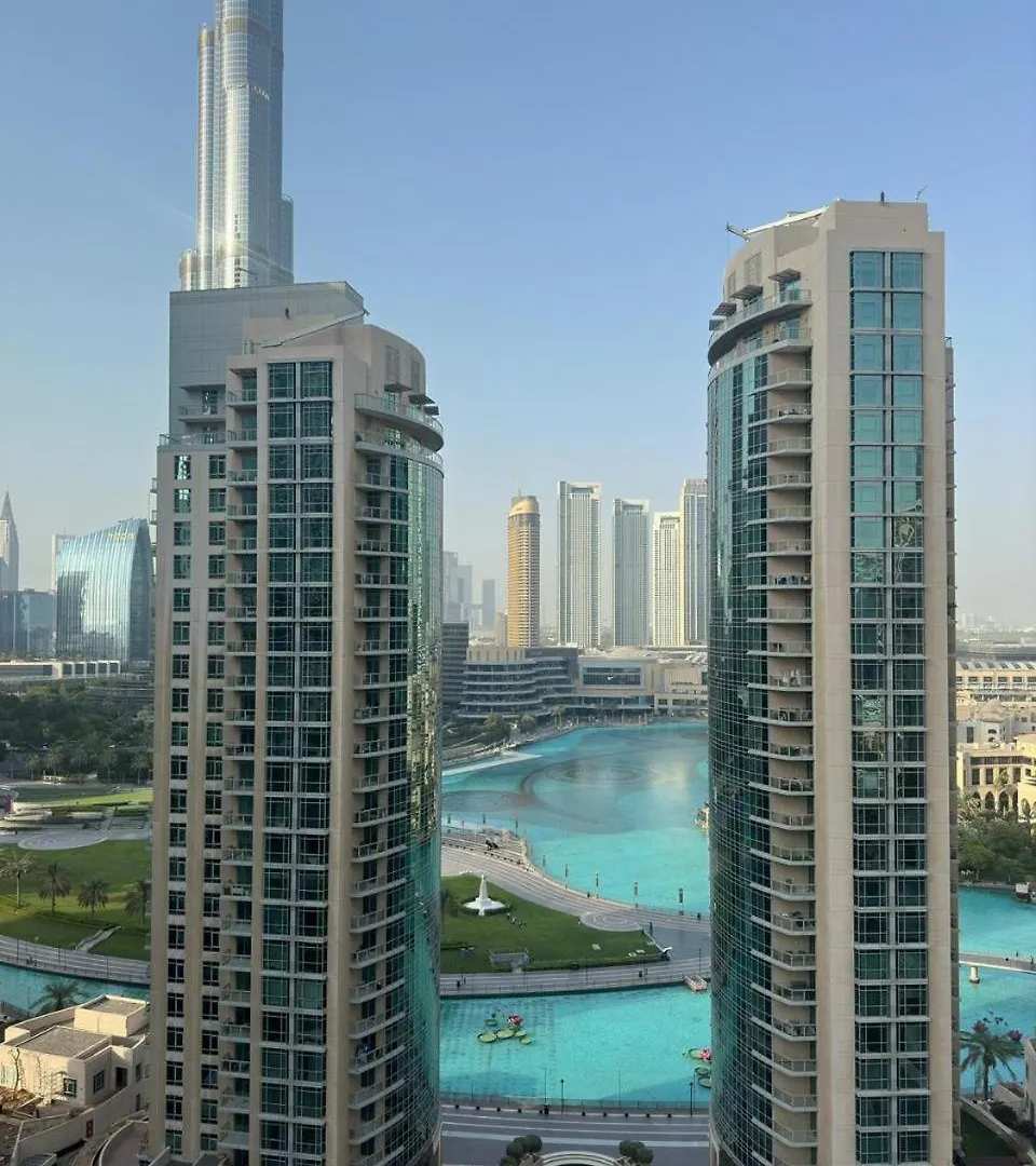 Apartment Serene Homes -Creative Burj And Fountain Views Dubai